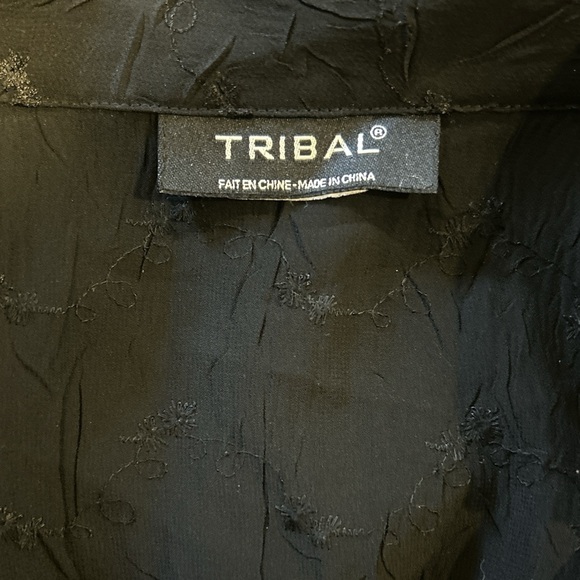 Tribal Black Blouse with Flared Sleeves - Picture 4 of 4